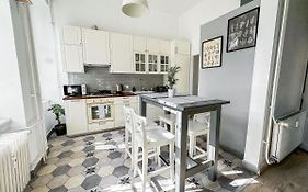 Dob Duplex Apartment